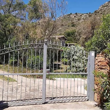 Domus Cristianae Exclusive Pool Sea View Nuragheddu