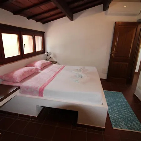 Villa Domus Cristianae Exclusive Pool Sea View