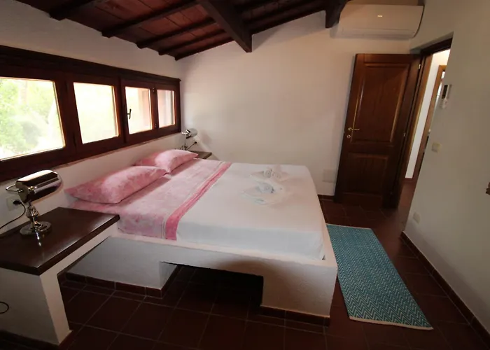 Villa Domus Cristianae Exclusive Pool Sea View